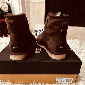 UGG Classic Men’s Mini